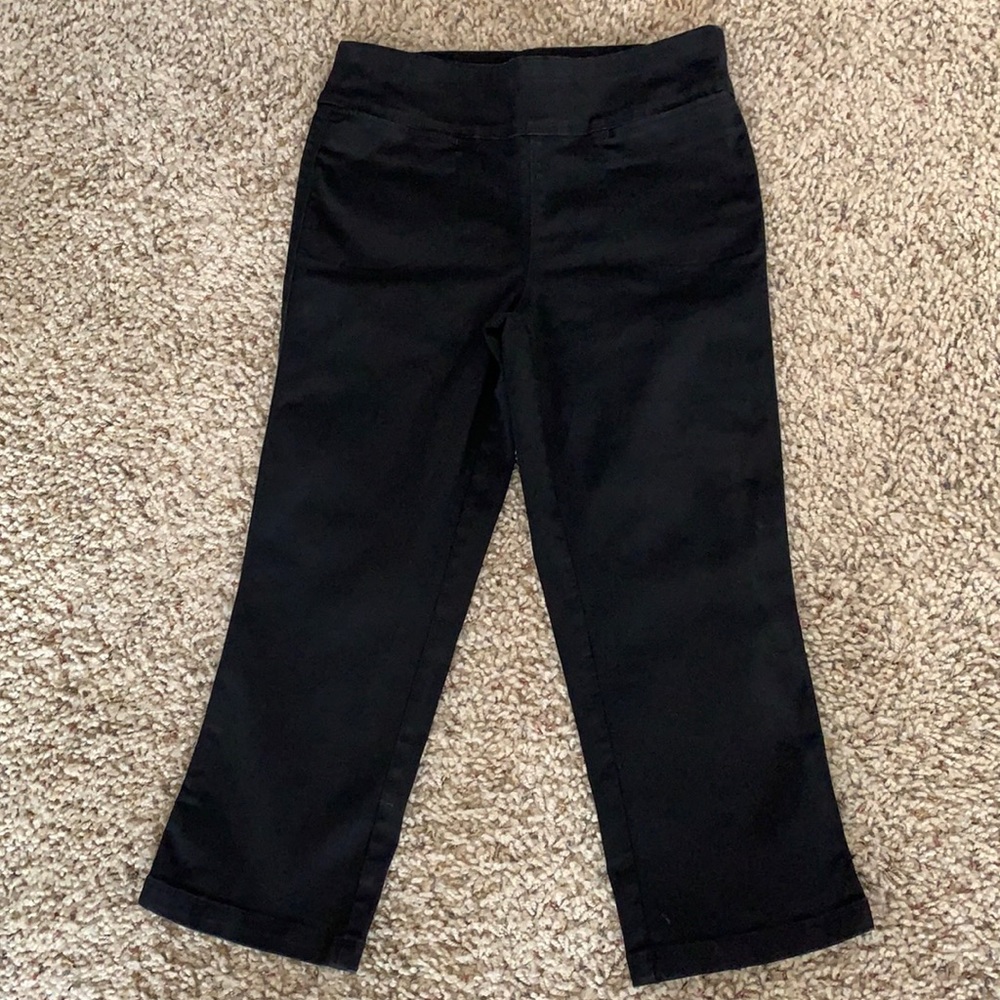Black cotton ankle pants